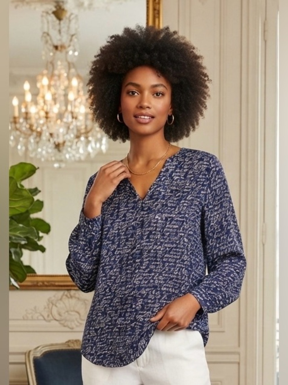 CABi Navy and White Te Amo Printed V-Neck Long Sleeve Top
